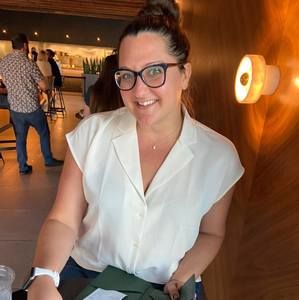 Meet your Posher, Kelly